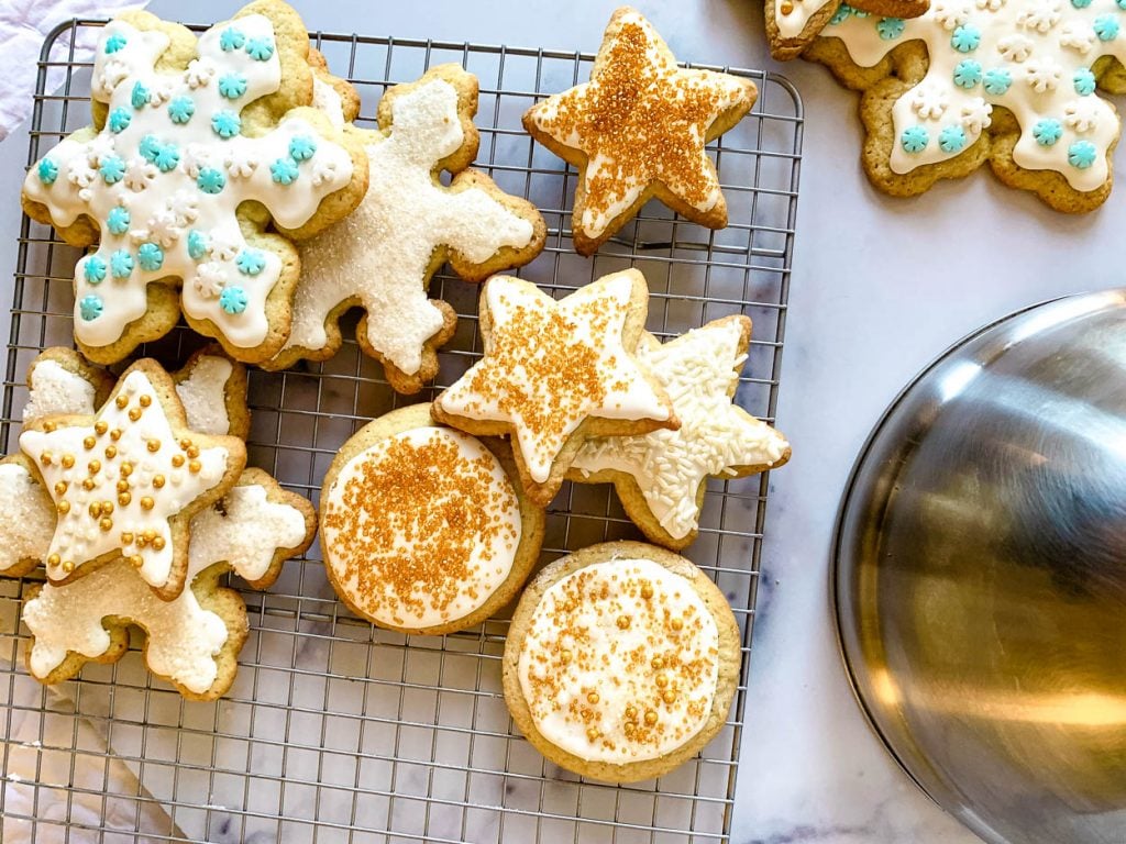 Southern Tea Cakes with royal icing