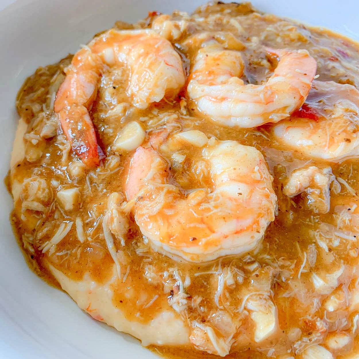 Charleston Shrimp And Grits With Crab Gravy » Not Entirely Average